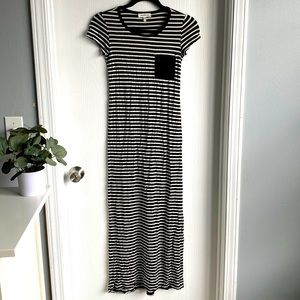 Maxi T-shirt dress with black and white stripes